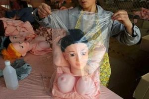 Чому чоловіки купують секс-ляльок?