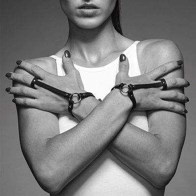 Браслет Bijoux Indiscrets MAZE - Hand Bracelet Harness Black