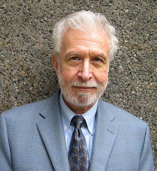 Блэнчард, Рэй американский и канадский сексолог, наиболее известный благодаря вкладу в изучение педофилии и сексуальной ориентации